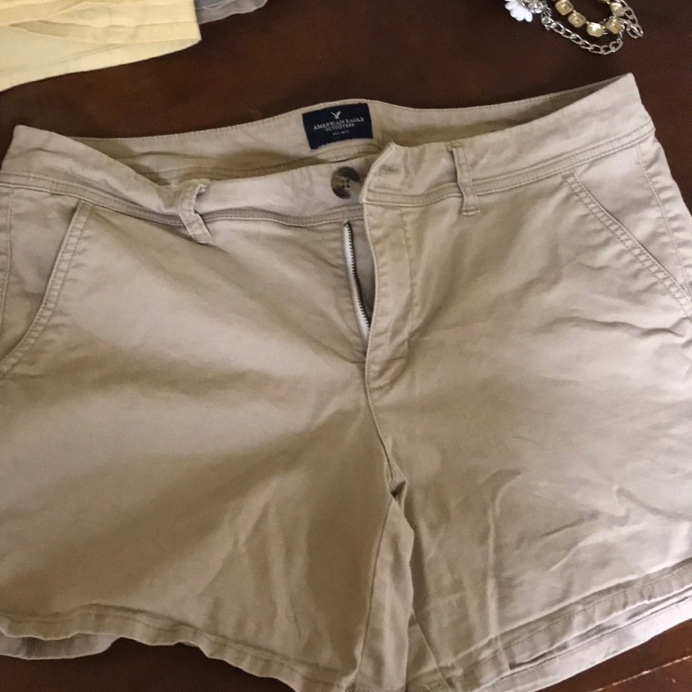 American Eagle khaki shorts